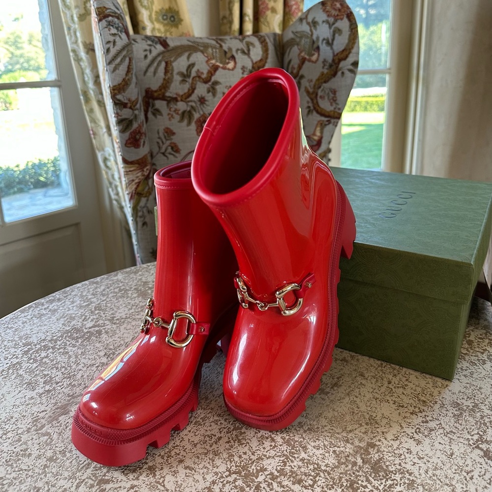 Gucci - Picture 3 of 9